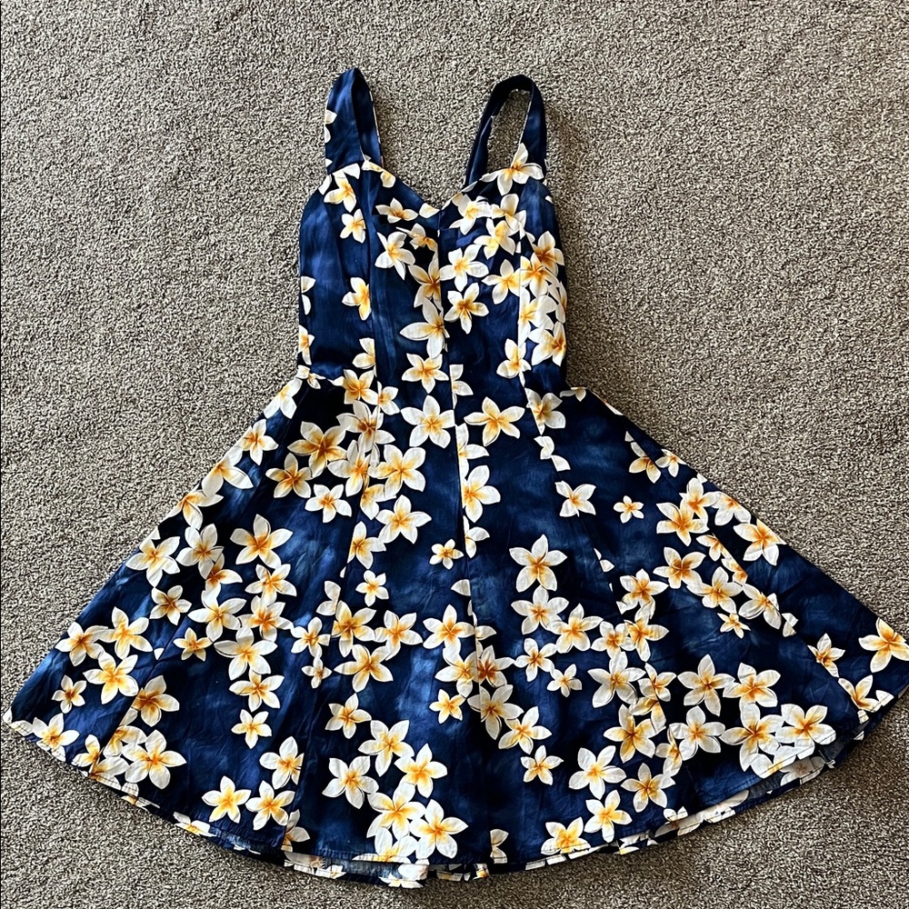 Hawaiian Floral Print Dress